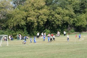 kids-on-soccer-field
